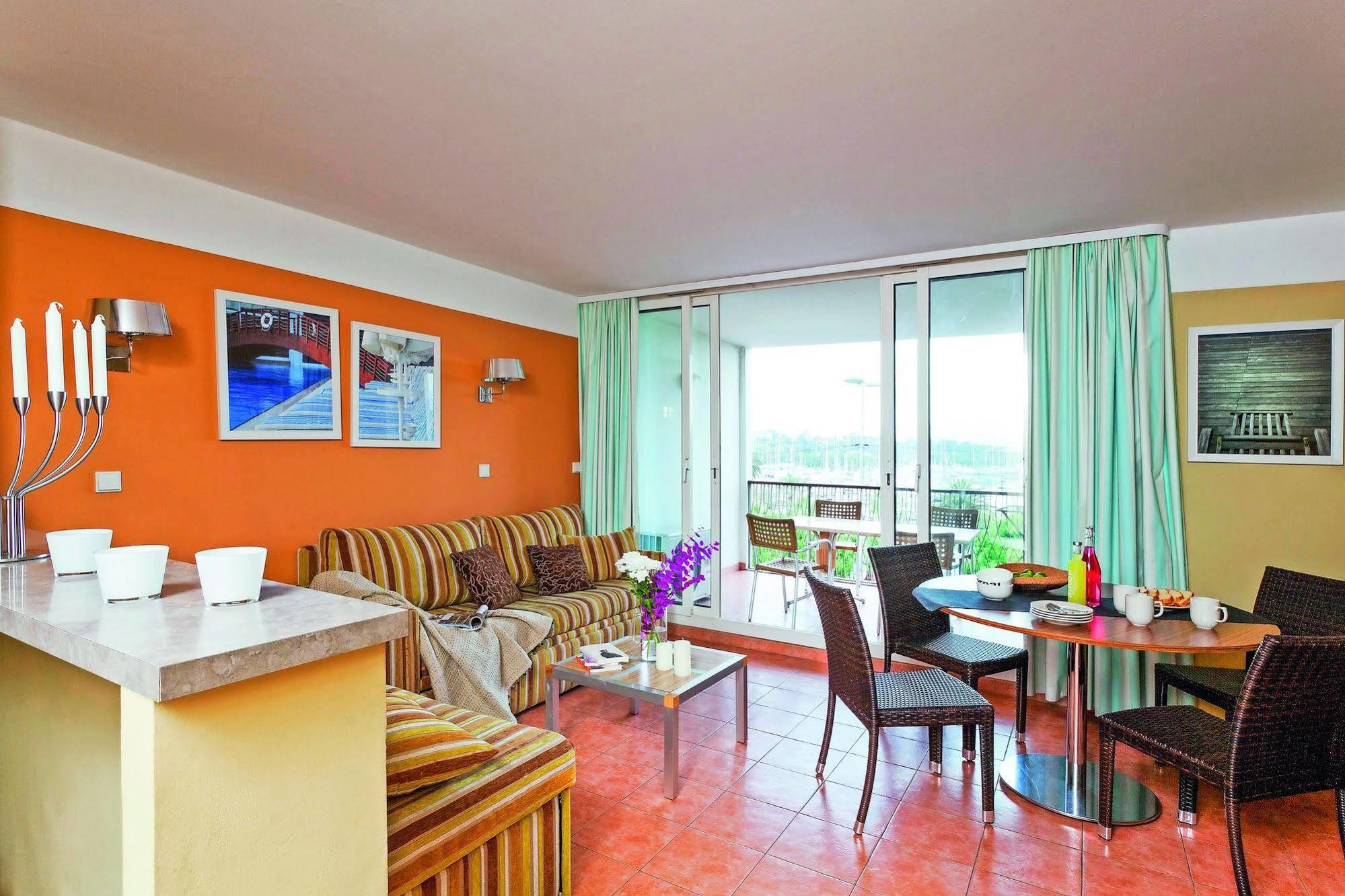 אנטיב Residence Pierre & Vacances Premium Port Prestige מראה חיצוני תמונה