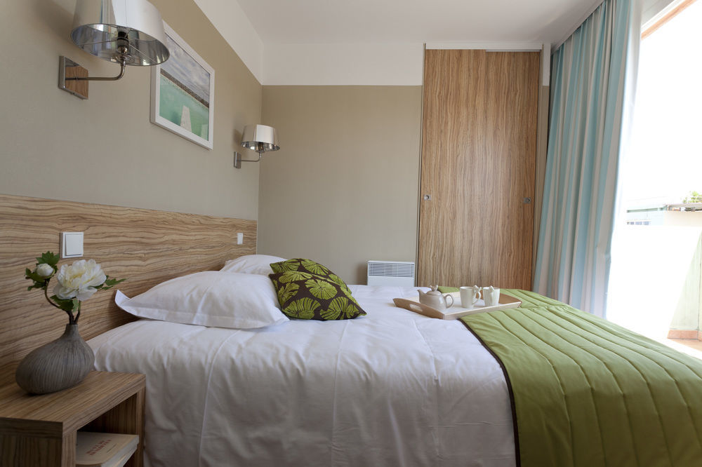 אנטיב Residence Pierre & Vacances Premium Port Prestige מראה חיצוני תמונה